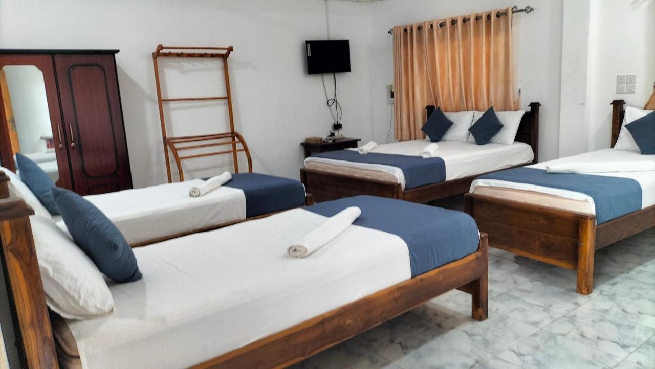 Hotel Sun Blue Uppuveli Exterior photo